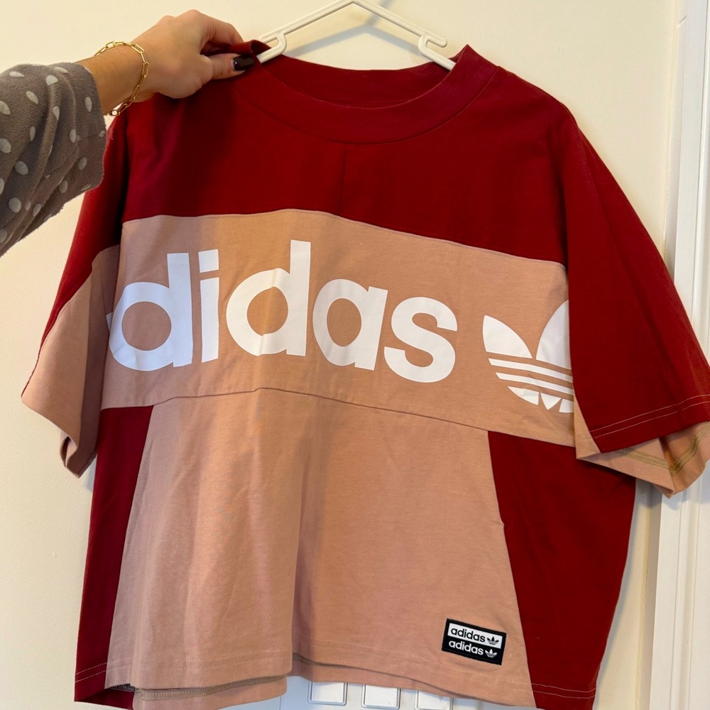 ADIDAS trefoil logo block cropped tee